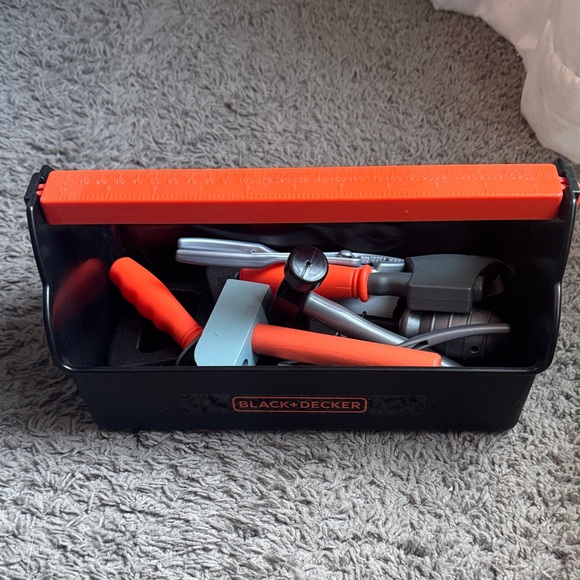 Black & Decker Kids Tool Set with Black and Orange Box - Picture 1 of 1